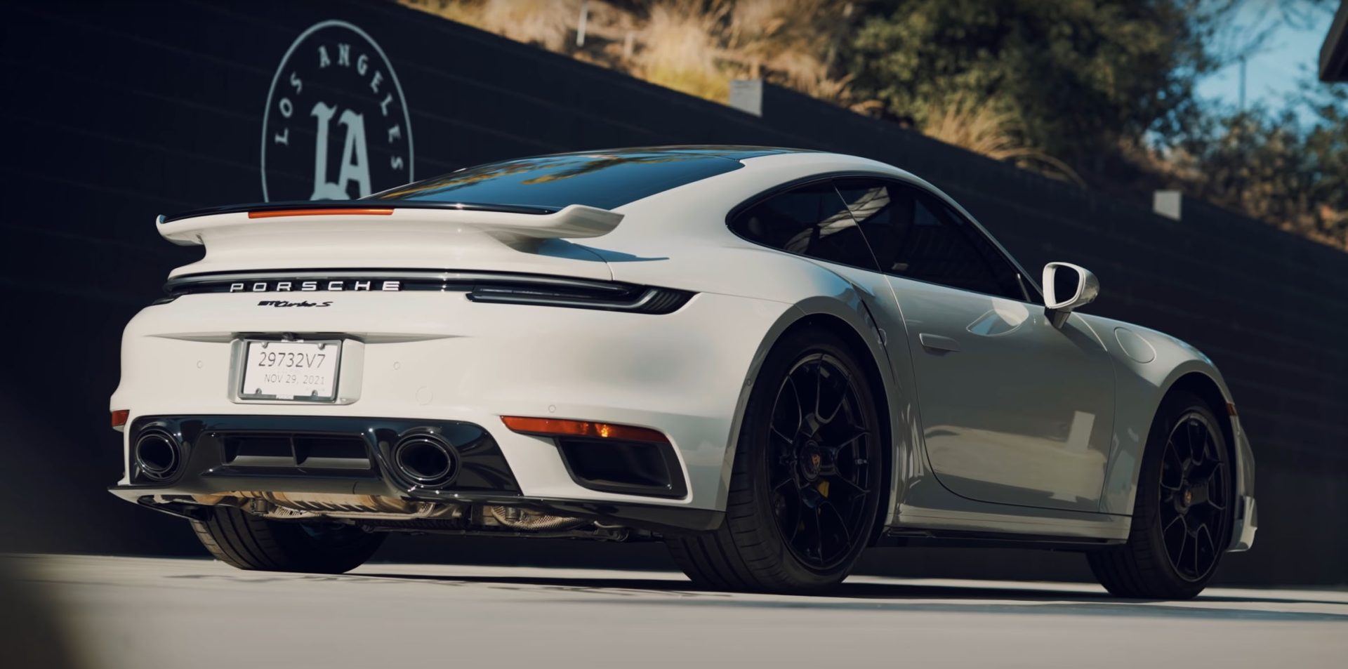 Nadeshot Unveils his Porsche 911 Turbo S 2022