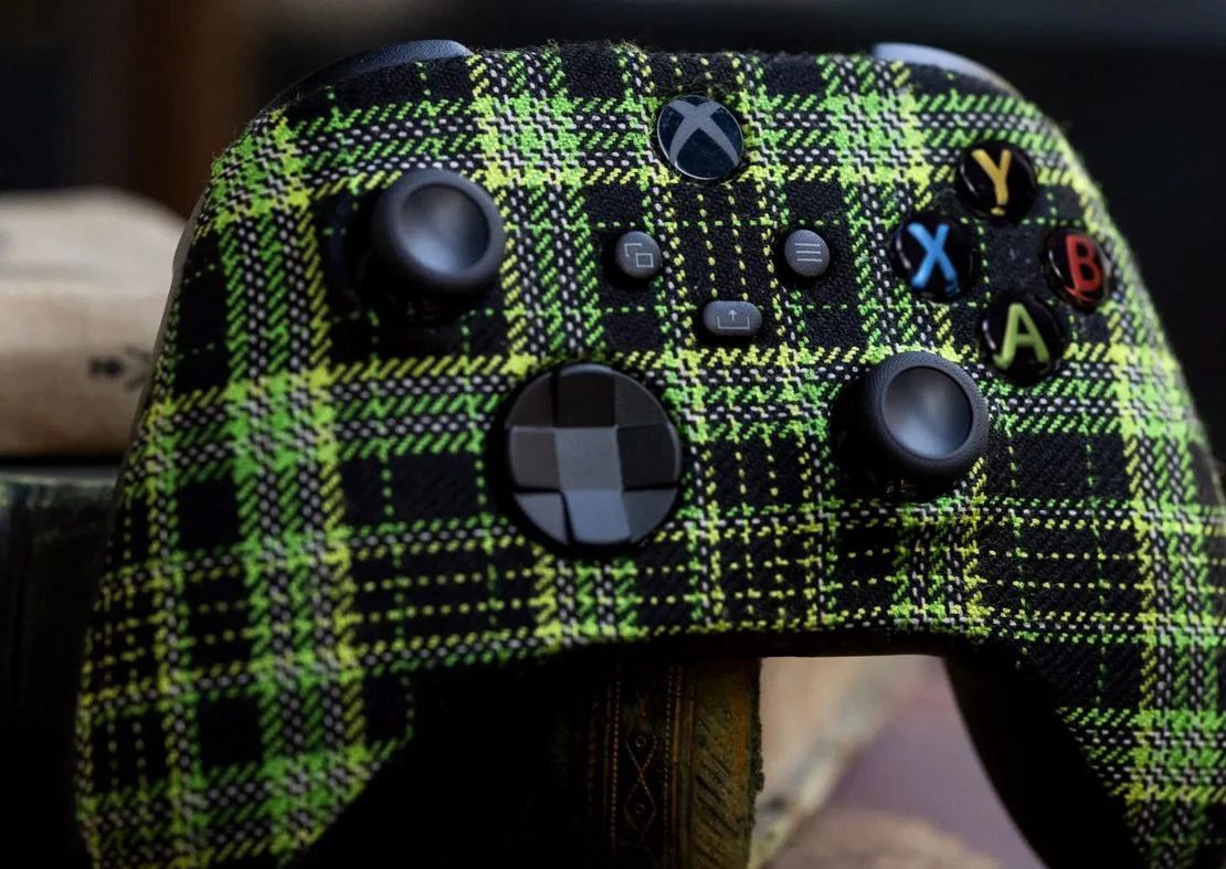 Ultra Rare Tartan Xbox Controller For 20th Anniversary of Xbox in Scotland